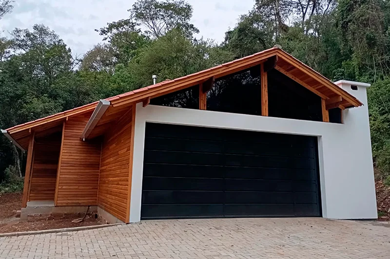 sobrado de alvenaria - madelomba madeireira